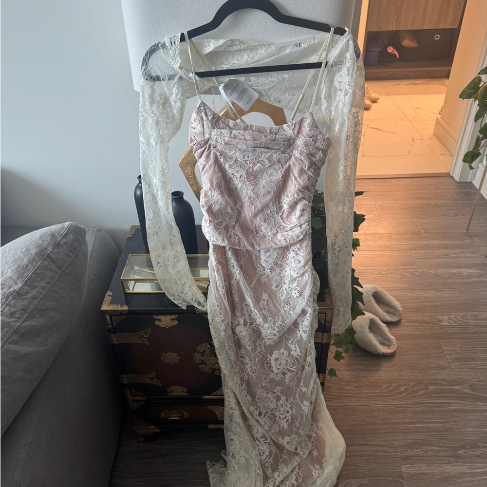 Elegant Pink and White Lace Dress